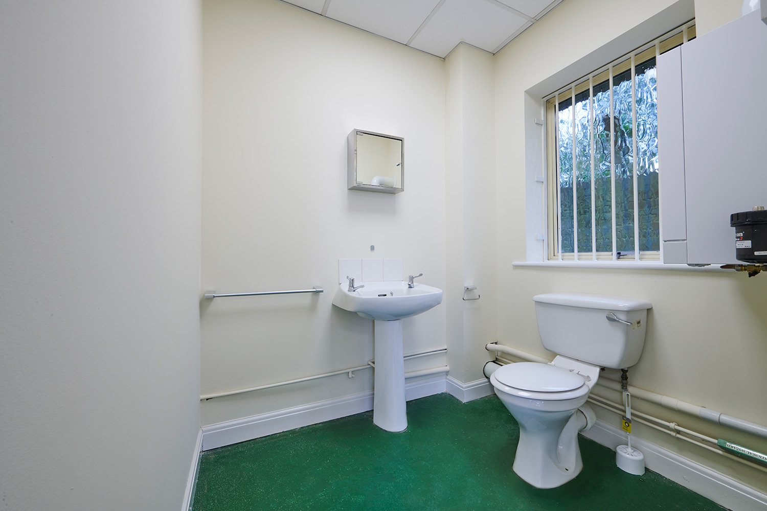 8 Bridge Road Business Park toilet facilities
